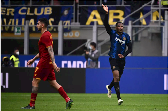 Tottenham liên hệ Dumfries của Inter Milan