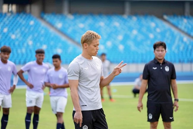 Campuchia bổ nhiệm huấn luyện viên mới thay Keisuke Honda