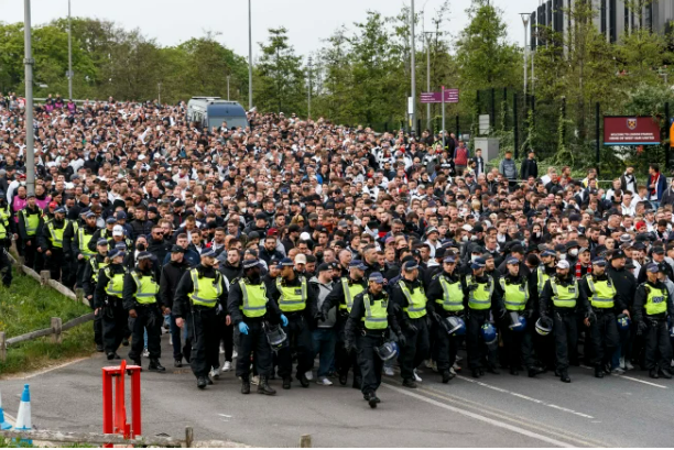 Eintracht Frankfurt tại London Eintracht Frankfurt tại London
