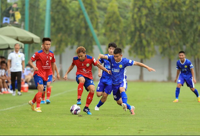 Hòa Bình vs Lâm Đồng