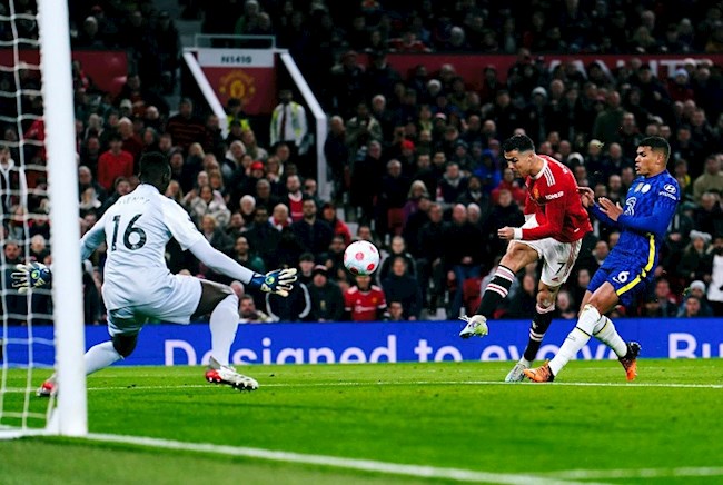 Ronaldo tiếp tục lập kỷ lục sau bàn thắng vào lưới Chelsea 1