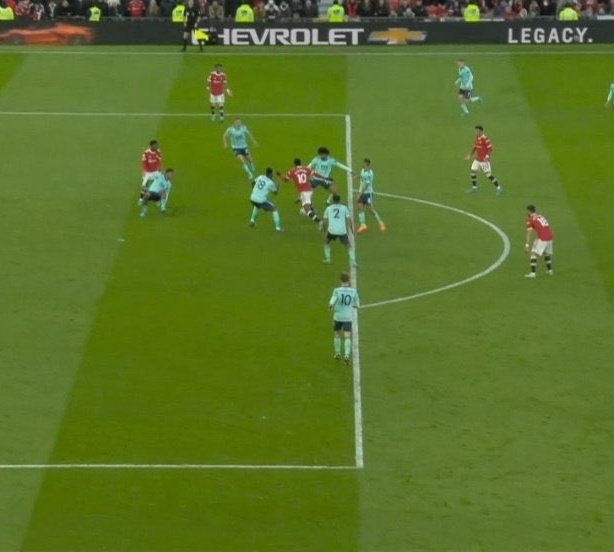 Tình huống Elanga lấy đi cơ hội ghi bàn của Rashford Tình huống Elanga lấy đi cơ hội ghi bàn của Rashford