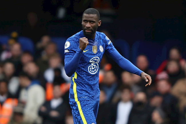 Antonio Rudiger lập siêu phẩm trước Brentford Antonio Rudiger lập siêu phẩm trước Brentford