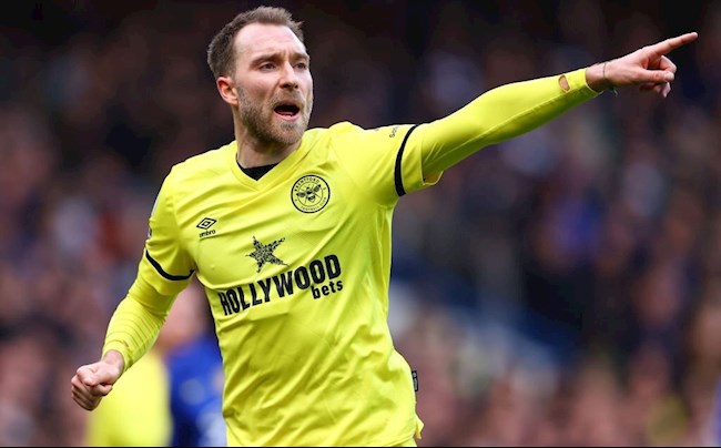 HLV Brentford muốn tiếp tục gắn bó với Eriksen