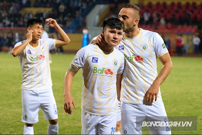 Djuro Zec Quang Hải Viettel vs Hà Nội 4/4