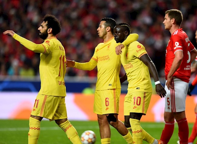 Sadio Mane gia tăng cách biệt cho Liverpool