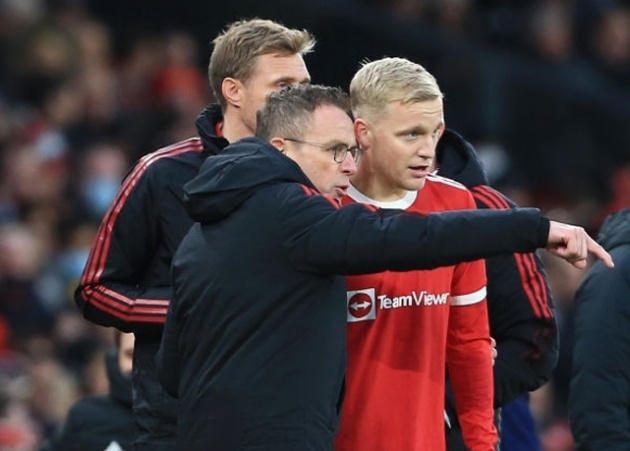 Ralf Rangnick bất ngờ nói về Donny Van de Beek