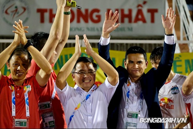 HAGL nhận thưởng lớn từ VFF sau chiến thắng trước Sydney FC hình ảnh