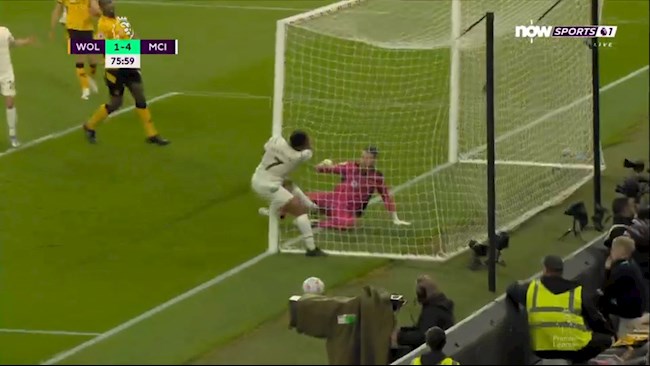 Tình huống bỏ lỡ của Raheem Sterling Tình huống bỏ lỡ của Raheem Sterling