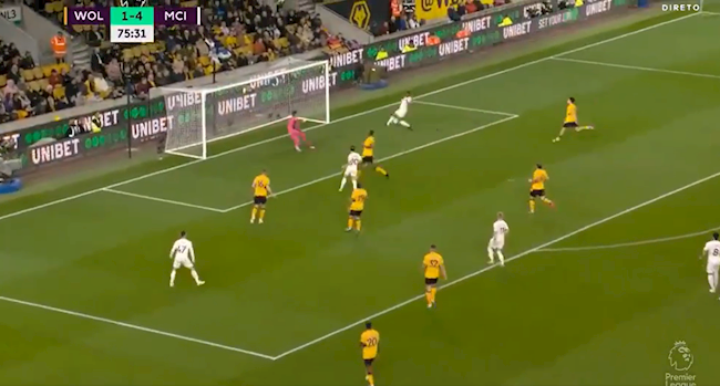 Tình huống bỏ lỡ của Raheem Sterling Tình huống bỏ lỡ của Raheem Sterling