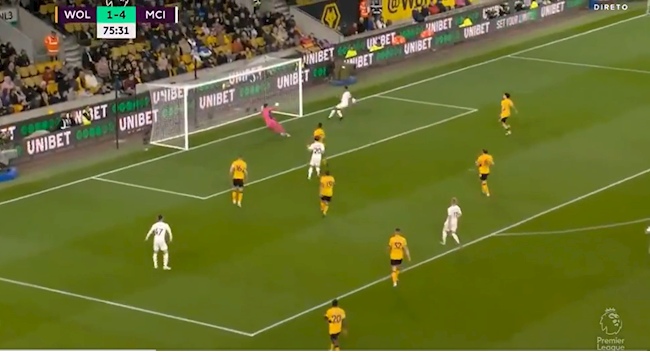 Tình huống bỏ lỡ của Raheem Sterling Tình huống bỏ lỡ của Raheem Sterling