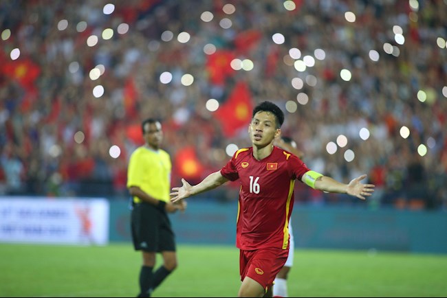 VIDEO: Hùng Dũng tỏa sáng đúng lúc giúp U23 Việt Nam xé lưới Myanmar