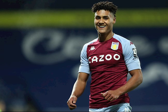 MU chiêu mộ tiền đạo của Aston Villa