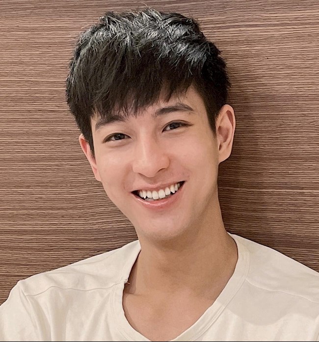 VĐV cầu lông Phạm Hồng Nam