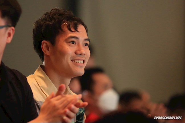 Báo Hàn quan tâm tới thương vụ xuất ngoại của tiền đạo Văn Toàn