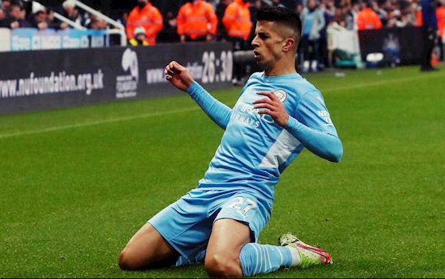 VIDEO Giải mã sự lột xác ngoạn mục của Joao Cancelo ở Man City hình ảnh