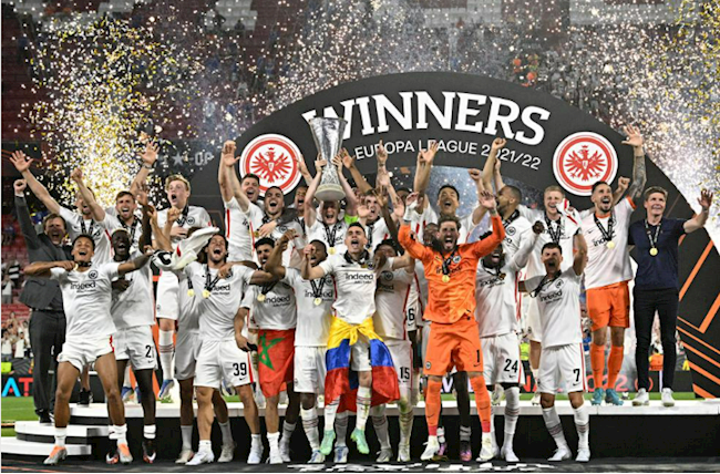 Và niềm vui vỡ òa của Frankfurt