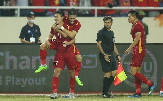 HLV Park chưa thể quên trận thua Thái Lan ở AFF Cup 2