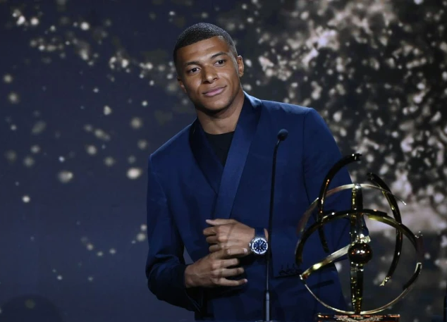 Kylian Mbappe lật kèo với Real Madrid