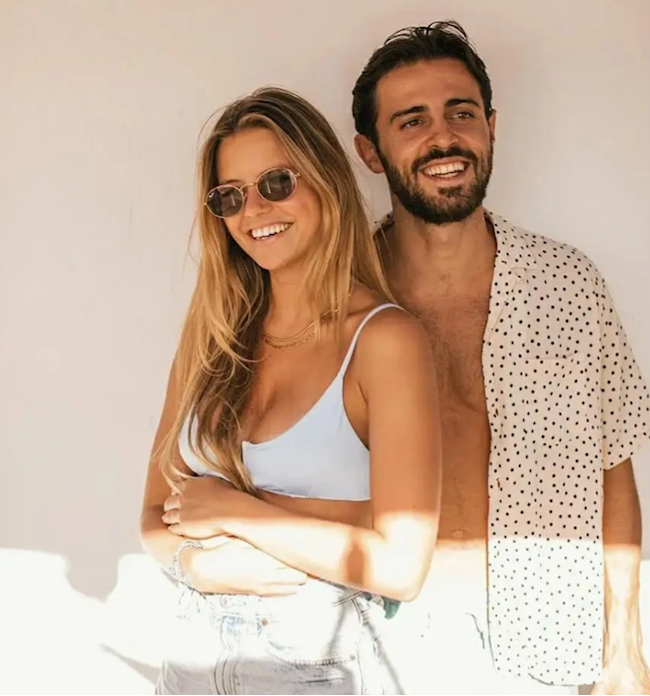 Ines Tomaz - 23 tuổi có một mối tình lãng mạn với Bernardo Silva, hai người thường xuyên đăng ảnh bên nhau trên MXH.