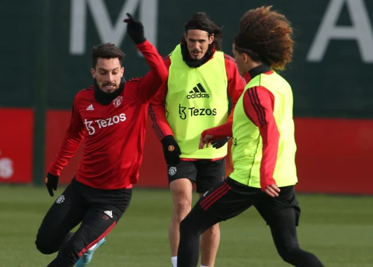 Alex Telles xát muối vào tim CĐV MU 1