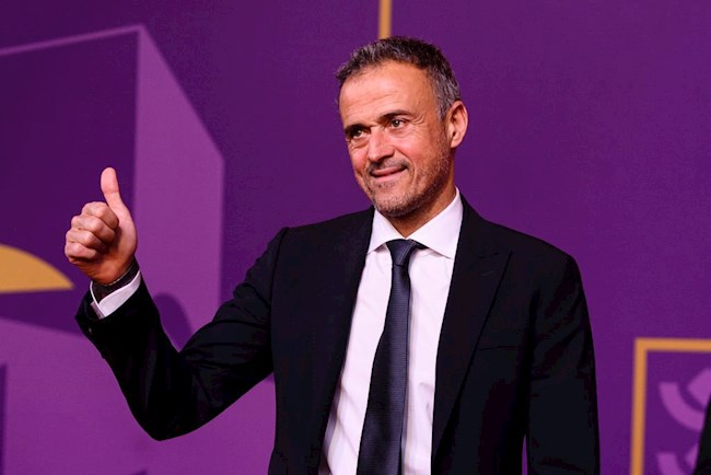 Cựu HLV Barca ủng hộ Real vô địch Champions League hình ảnh