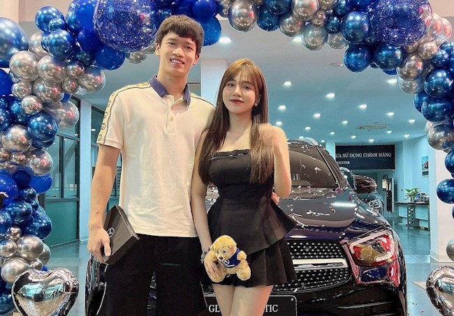 Hoàng Đức tậu xế hộp tiền tỉ