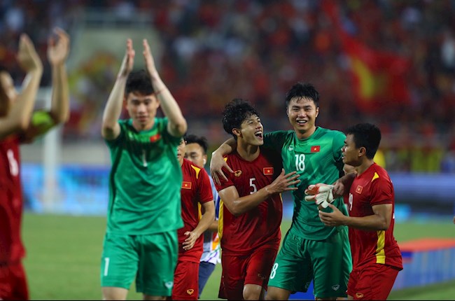 Top cầu thủ sinh năm 1999 đắt giá nhất Việt Nam Văn Hậu không phải số 1 4