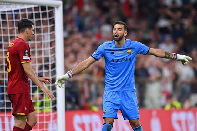 Phải dành cho Rui Patricio những lời khen Phải dành cho Rui Patricio những lời khen