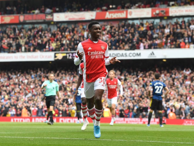 Arsenal giữ chân thành công Eddie Nketiah