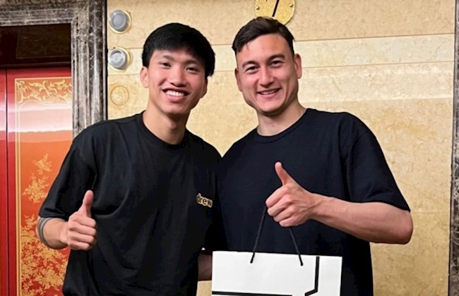 Văn Hậu xuất hiện tại đại bản doanh của ĐT Việt Nam