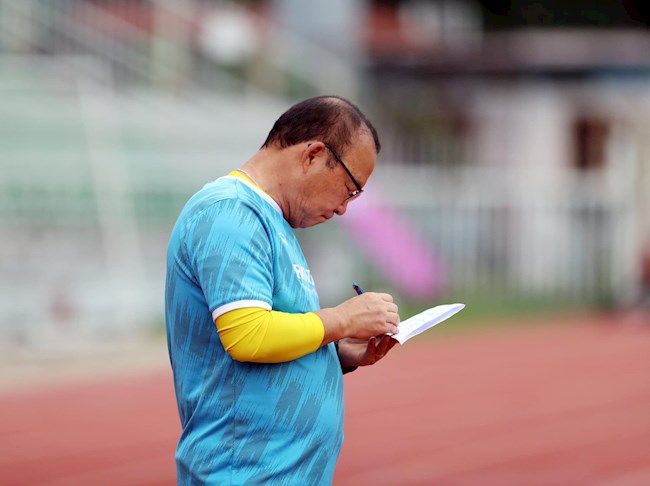 HLV Park Hang Seo thừa nhận nắm nhiều thông tin về thủ môn Filip Nguyễn