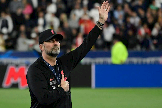 HLV Klopp cảm ơn NHM Liverpool, những người đã tới tận nước Pháp cổ vũ cho Lữ đoàn đỏ. HLV Klopp cảm ơn NHM Liverpool, những người đã tới tận nước Pháp cổ vũ cho Lữ đoàn đỏ.