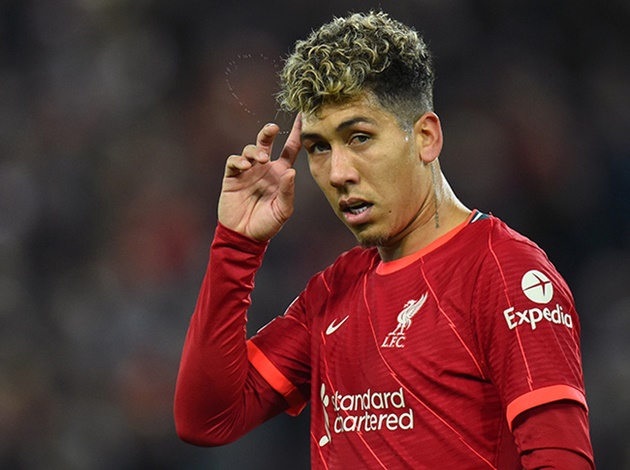 Roberto Firmino vắng mặt trước Villarreal