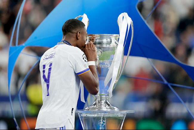 Cựu CEO Bayern nuối tiếc vì Alaba đến Real Madrid 1