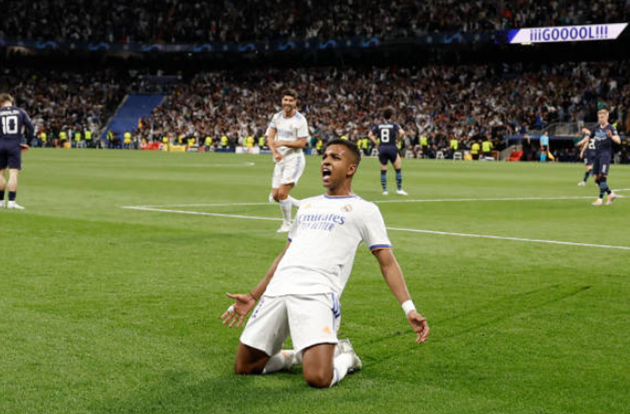 Rodrygo tiếp tục tỏa sáng trước Man City