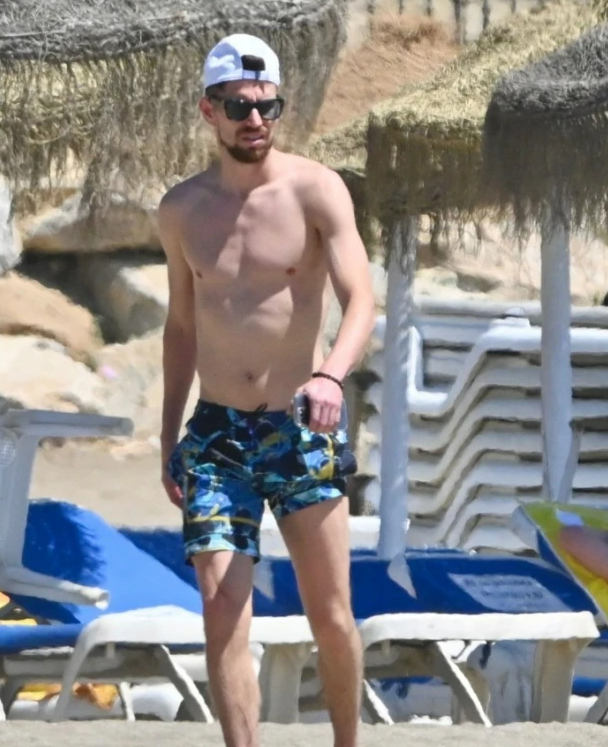 Hình ảnh mới nhất của Jorginho và bạn gái