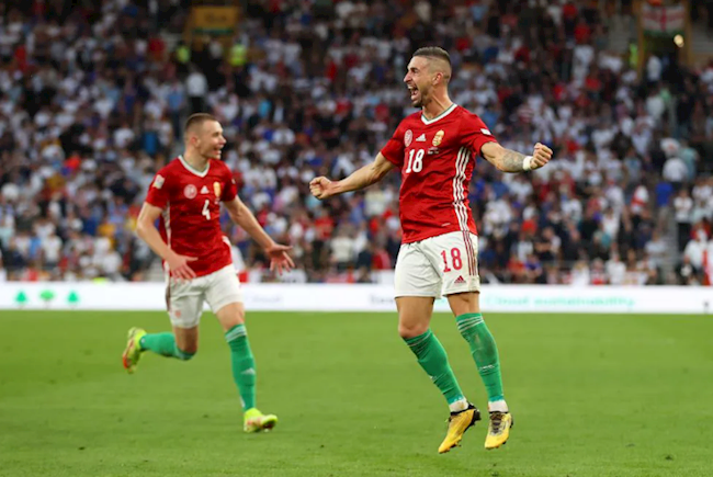 Hungary thắng đậm tuyển Anh ngay trên sân khách