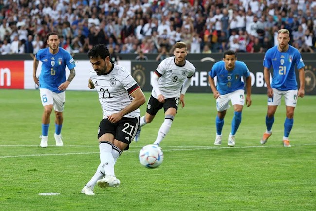 Hủy diệt Italia, Đức vẫn chưa thể chiếm ngôi đầu bảng tại Nations League 4