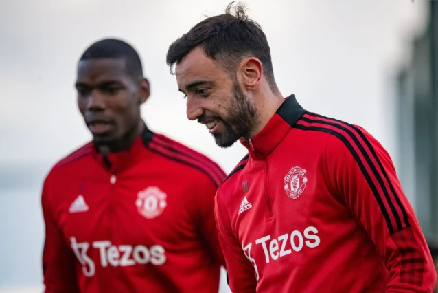 Pogba và Lingard rời MU, Bruno Fernandes nói gì?