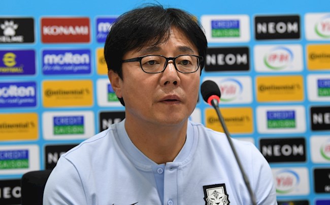 HLV Hwang Sun Hong U23 Han Quoc U23 chau a