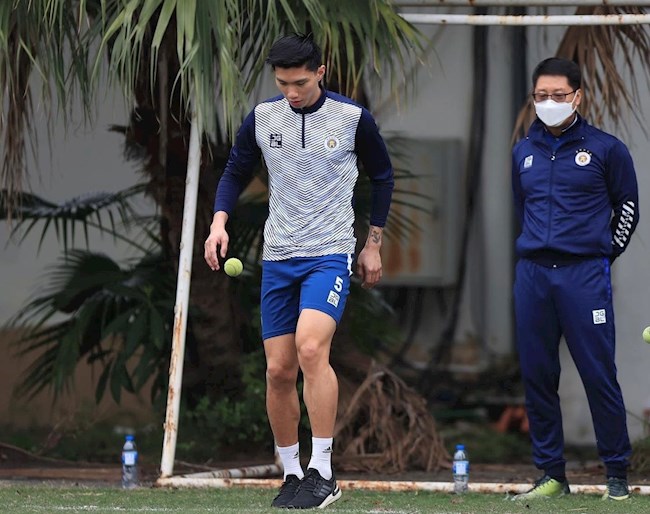 Văn Hậu chưa hẹn ngày trở lại