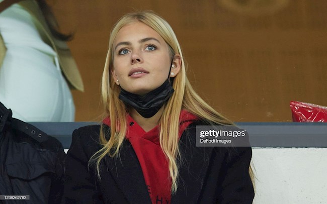 Nhan sắc của Mishel Gerzig