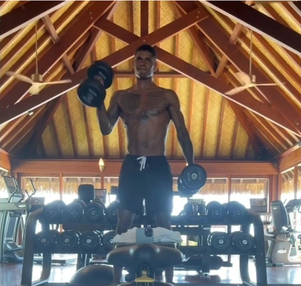 Rashford nỗ lực tập luyện