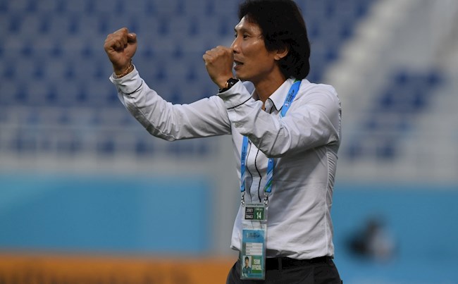 Báo chí Hàn Quốc nức nở với tài cầm quân của HLV Gong Oh Kyun