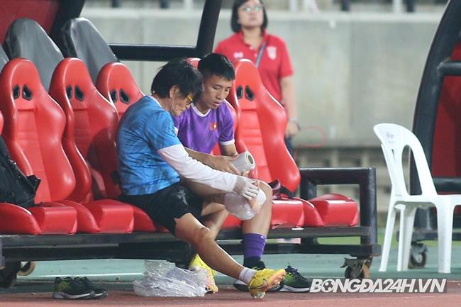 Bùi Tiến Dũng dính chấn thương trước trận chung kết