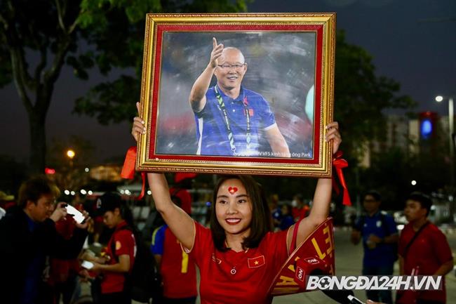 HLV Park Hang Seo tri ân người hâm mộ Việt Nam