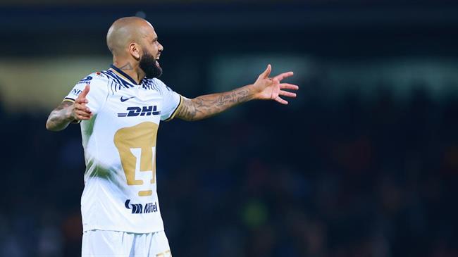 Điểm tin bóng đá sáng 2/3: Sóng gió chưa dừng lại với Dani Alves