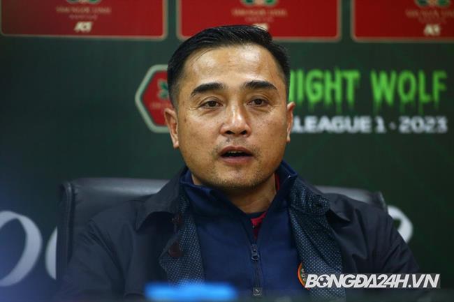 HLV Nguyễn Đức Thắng tiết lộ lí do Bình Định thắng Bình Dương