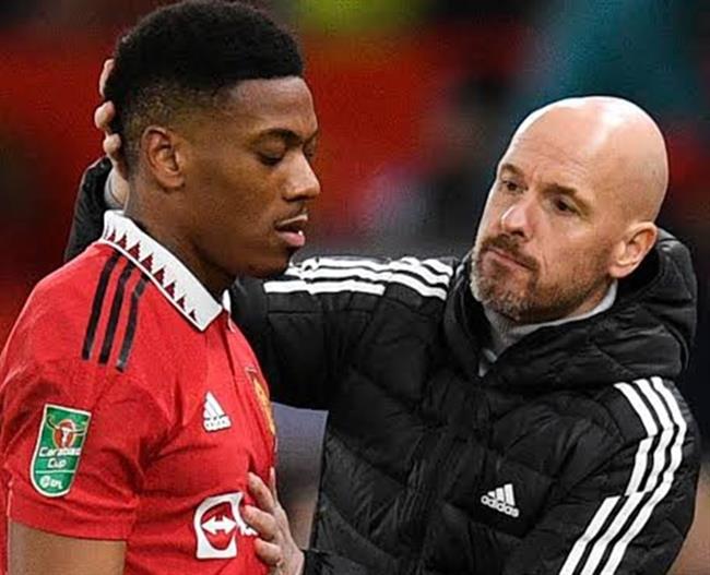 Erik ten Hag vẫn tin tưởng vào Anthony Martial 1 Erik ten Hag vẫn tin tưởng vào Anthony Martial 1